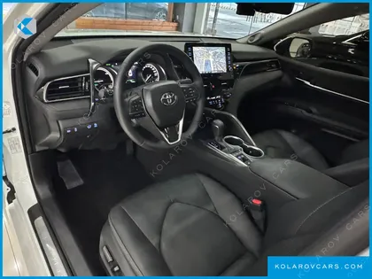 TOYOTA CAMRY 2.5 XLE HYBRID