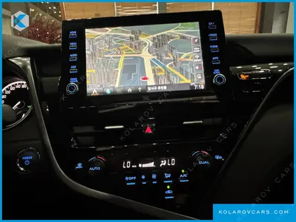 TOYOTA CAMRY 2.5 XLE HYBRID