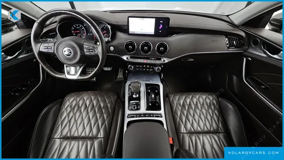 KIA STINGER 2.5 AWD MASTERS