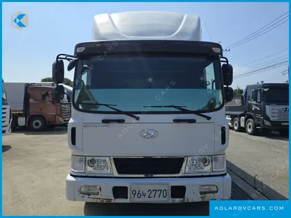 HYUNDAI MEGA TRUCK GOLD