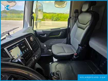 HYUNDAI PAVIS PREMIUM
