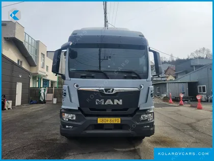 MAN TRUCK CARGO TRUCK 6X2