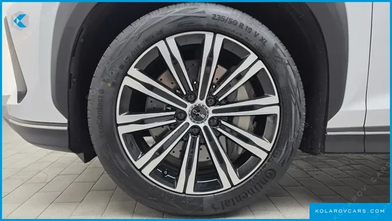 BYD SEALION 7 BASE