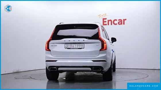 VOLVO XC90 T8 R-DESIGN HYBRID