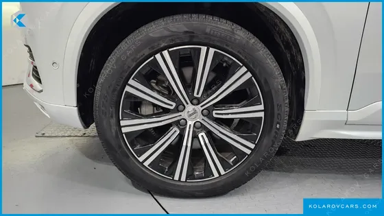 VOLVO XC90 T8 R-DESIGN HYBRID