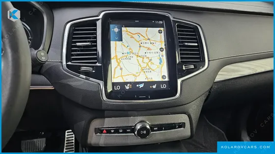 VOLVO XC90 T8 R-DESIGN HYBRID