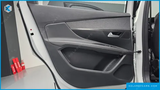 PEUGEOT 5008 1.5 BLUEHDI GT LINE
