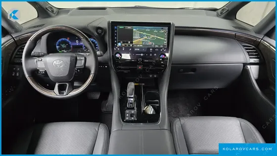TOYOTA ALPHARD 2.5 HEV EXECUTIVE AWD