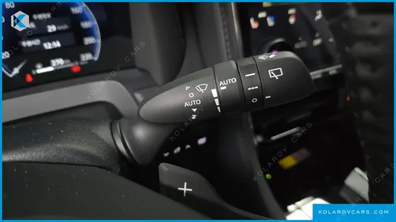 TOYOTA ALPHARD 2.5 HEV EXECUTIVE AWD