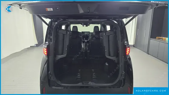 TOYOTA ALPHARD 2.5 HEV EXECUTIVE AWD