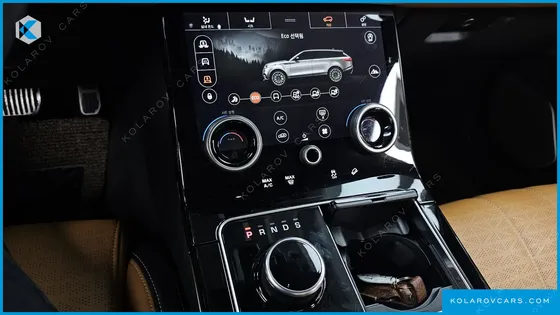 LAND ROVER RANGE ROVER VELAR 3.0 D300 R-DYNAMIC HSE