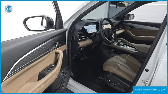 RENAULT KOREA GRAND KOLEOS 1.5 E-TECH ICONIC 2WD