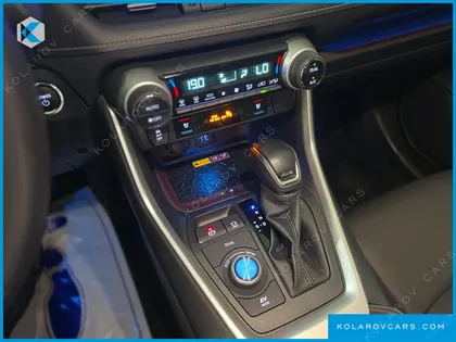 TOYOTA RAV4 2,5 4WD HYBRID LTD