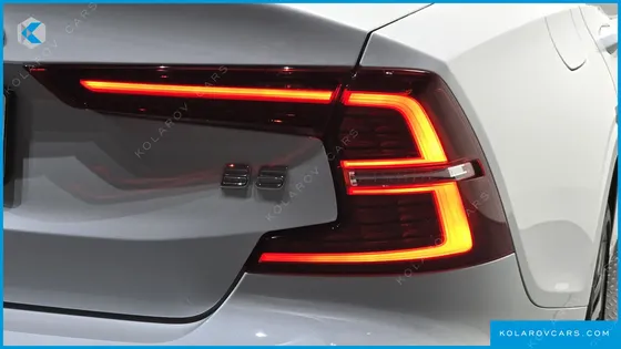 VOLVO S60 B5 ULTRA BRIGHT