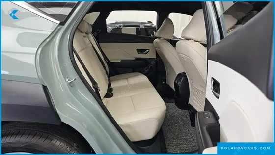 HYUNDAI KONA GASOLINE 2.0 2WD
