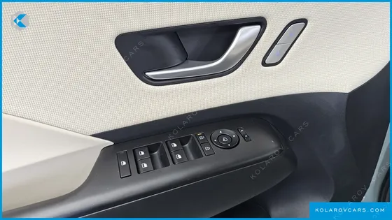 HYUNDAI KONA GASOLINE 2.0 2WD