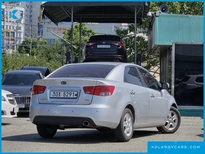 KIA FORTE 1.6 GDI LUXURY