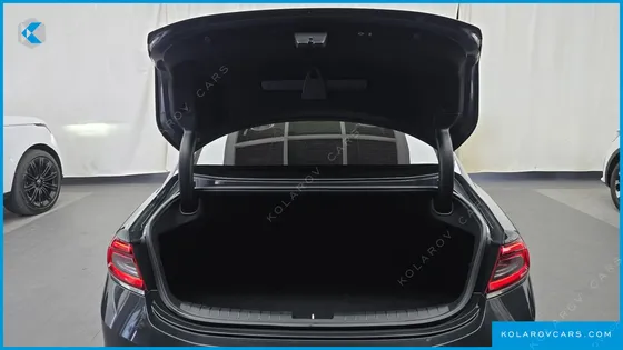 HYUNDAI GRANDEUR 2.2 DIESEL PREMIUM