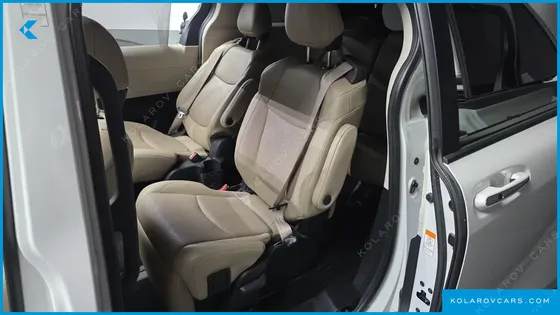 TOYOTA SIENNA 2.5 HYBRID 2WD