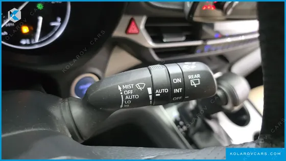TOYOTA SIENNA 2.5 HYBRID 2WD