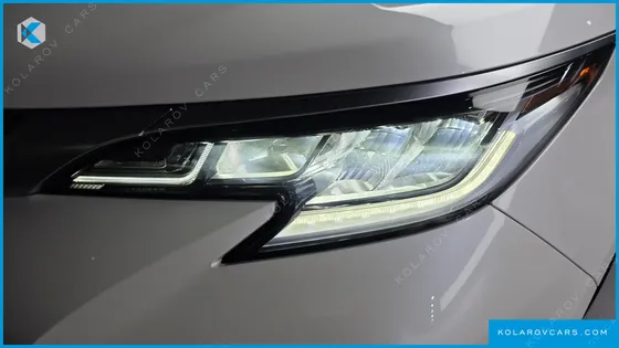 TOYOTA SIENNA 2.5 HYBRID 2WD