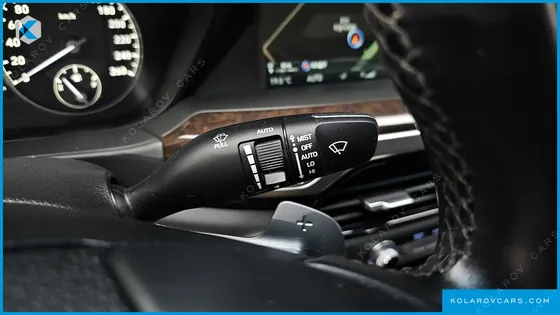 GENESIS EQ900 3.8 GDI AWD