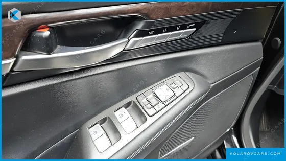 GENESIS EQ900 3.8 GDI AWD