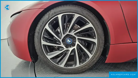 BMW I8 COUPE
