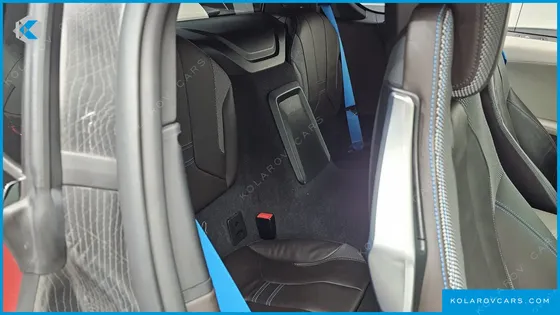 BMW I8 COUPE