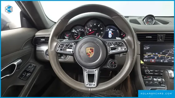PORSCHE 911 CARRERA
