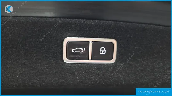 GENESIS G90 GASOLINE 3.5 TURBO E-S/C AWD LWB