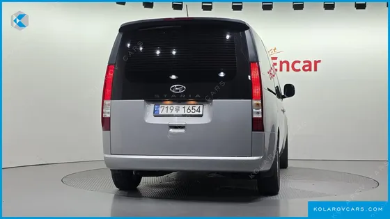 HYUNDAI STARIA TOURER 11-SEATER