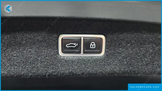 GENESIS G90 GASOLINE 3.5 TURBO AWD