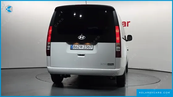 HYUNDAI STARIA HEV 1.6 CARGO 5-SEATER