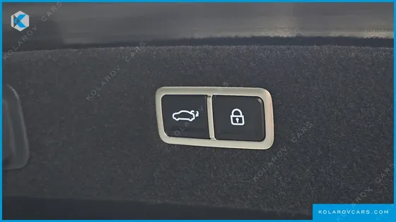 GENESIS G90 GASOLINE 3.5 TURBO AWD