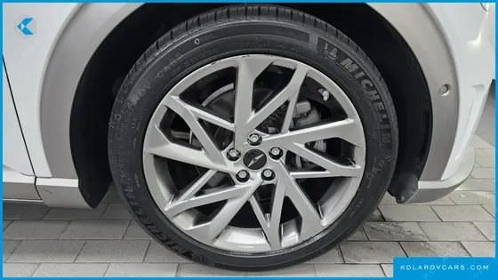 GENESIS GV60 STANDARD AWD