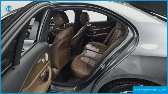 MERCEDES E-CLASS E300E 4MATIC EXCLUSIVE