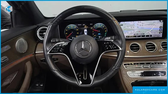 MERCEDES E-CLASS E300E 4MATIC EXCLUSIVE