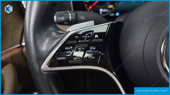 MERCEDES E-CLASS E300E 4MATIC EXCLUSIVE