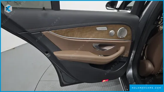 MERCEDES E-CLASS E300E 4MATIC EXCLUSIVE