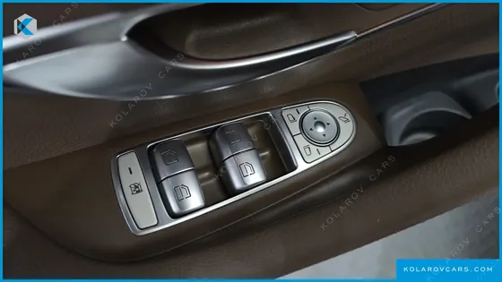 MERCEDES E-CLASS E300E 4MATIC EXCLUSIVE