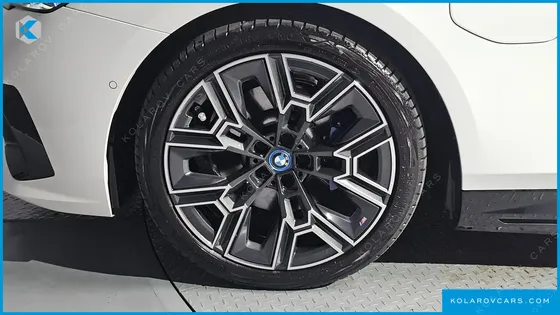BMW 5 SERIES 530E M SPORT