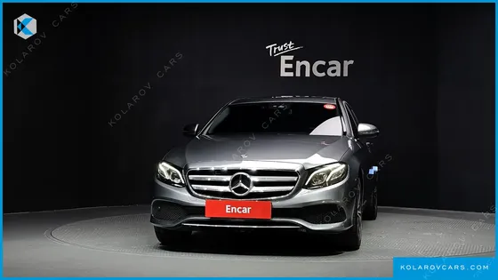 MERCEDES E-CLASS E220D AVANTGARDE