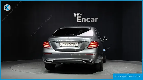 MERCEDES E-CLASS E220D AVANTGARDE