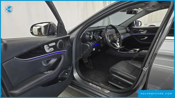 MERCEDES E-CLASS E220D AVANTGARDE