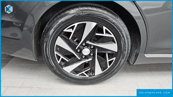 HYUNDAI GRANDEUR LE BLANC