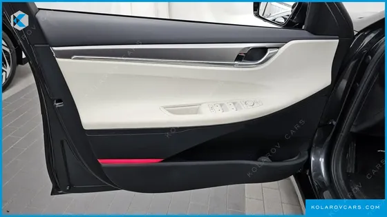 HYUNDAI GRANDEUR LE BLANC