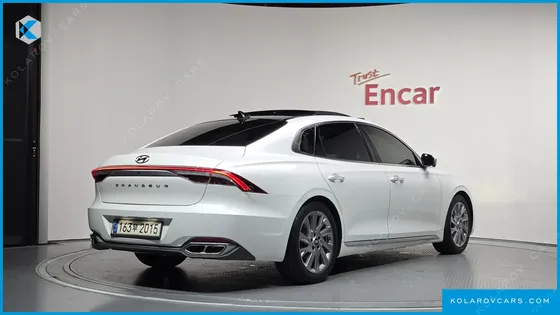 HYUNDAI GRANDEUR CALLIGRAPHY