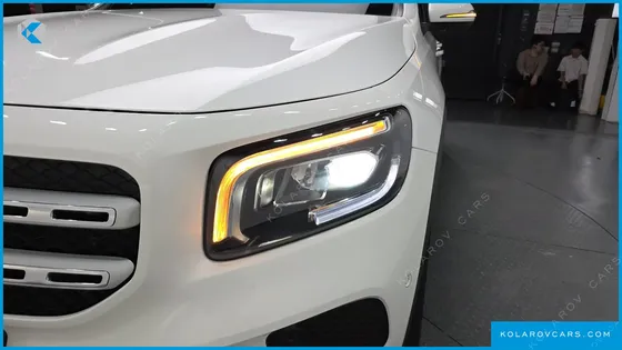 MERCEDES GLB-CLASS GLB220