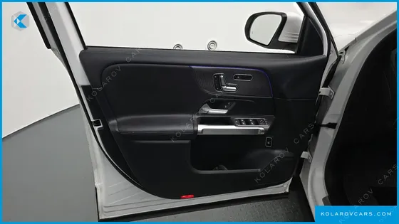 MERCEDES GLB-CLASS GLB220
